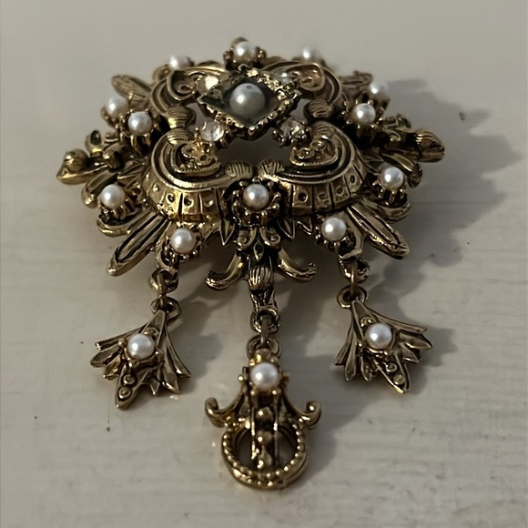 Vintage Art Deco French Fluer De Lis Gold Plated and Pearl Brooch - Picture 5 of 9